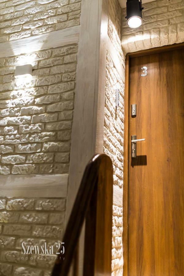 Apartamenty Szewska 25 ทอรูน ภายนอก รูปภาพ